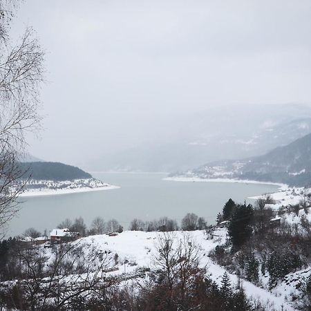 Vila Nemir Zavojsko Jezero Pirot Exterior photo